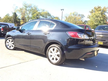 2010 Mazda MAZDA3 i Sport   - Photo 12 - Cincinnati, OH 45255