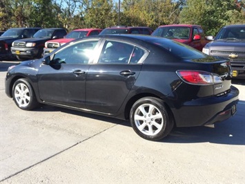 2010 Mazda MAZDA3 i Sport   - Photo 4 - Cincinnati, OH 45255