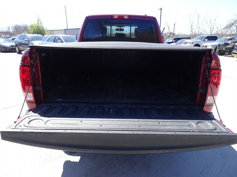 2012 RAM Ram Pickup 1500 Outdoorsman  5.7L HEMI V8 4X4 - Photo 10 - Cincinnati, OH 45255