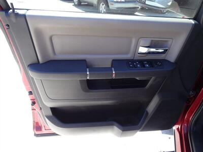 2012 RAM Ram Pickup 1500 Outdoorsman  5.7L HEMI V8 4X4 - Photo 11 - Cincinnati, OH 45255