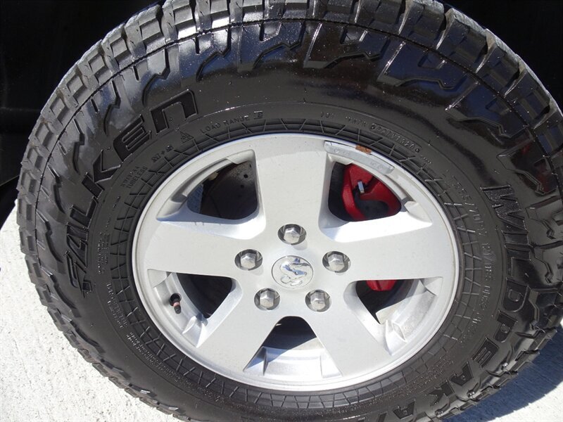 2012 RAM Ram Pickup 1500 Outdoorsman  5.7L HEMI V8 4X4 - Photo 15 - Cincinnati, OH 45255