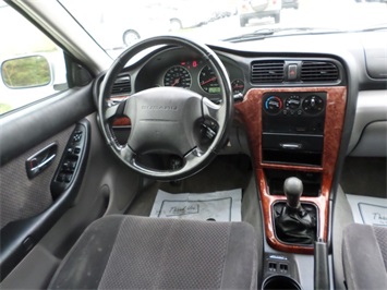 2004 Subaru Legacy L   - Photo 7 - Cincinnati, OH 45255