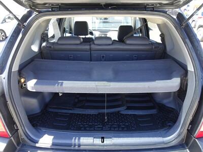 2005 Hyundai Tucson GLS - Photo 16 - Cincinnati, OH 45255