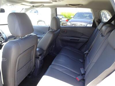 2005 Hyundai Tucson GLS - Photo 19 - Cincinnati, OH 45255