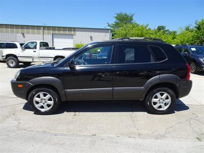 2005 Hyundai Tucson GLS - Photo 8 - Cincinnati, OH 45255