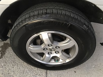 2006 Honda Pilot EX-L w/Navi   - Photo 31 - Cincinnati, OH 45255