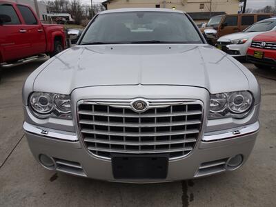 2006 Chrysler 300 C  5.7L HEMI V8 RWD - Photo 2 - Cincinnati, OH 45255