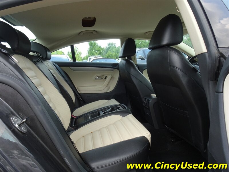 2010 Volkswagen CC Sport - Photo 14 - Cincinnati, OH 45255