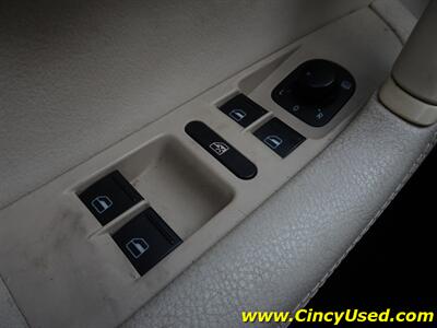 2010 Volkswagen CC Sport - Photo 24 - Cincinnati, OH 45255