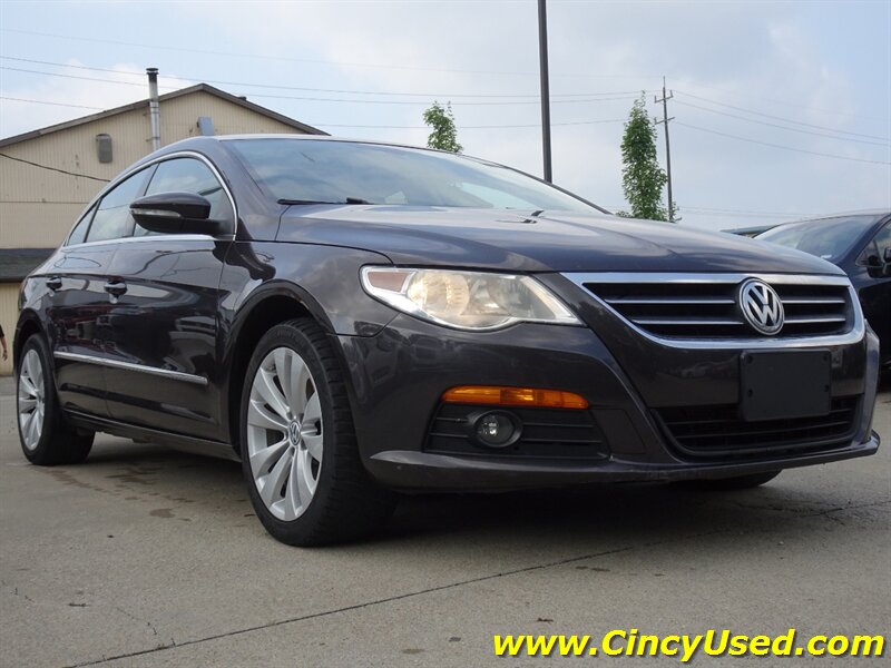 2010 Volkswagen CC Sport - Photo 4 - Cincinnati, OH 45255