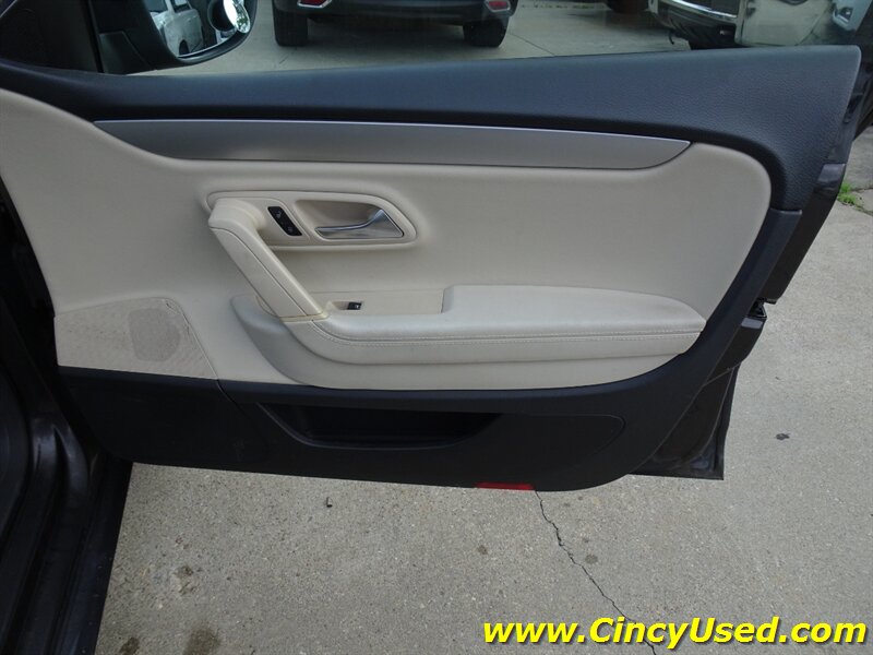 2010 Volkswagen CC Sport - Photo 26 - Cincinnati, OH 45255