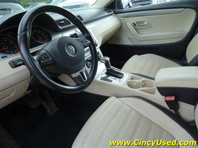 2010 Volkswagen CC Sport - Photo 12 - Cincinnati, OH 45255