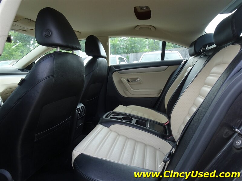 2010 Volkswagen CC Sport - Photo 13 - Cincinnati, OH 45255