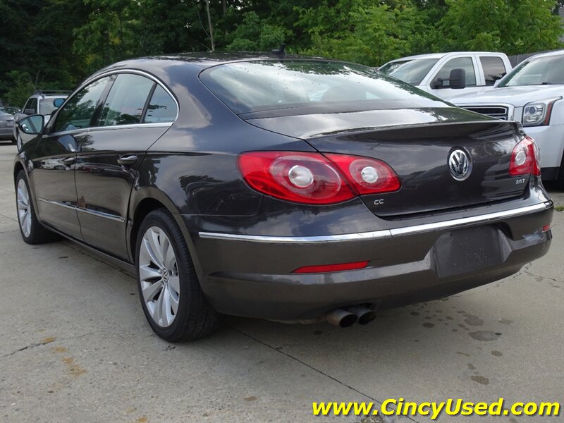 2010 Volkswagen CC Sport - Photo 8 - Cincinnati, OH 45255