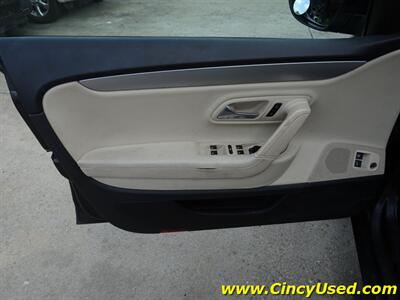 2010 Volkswagen CC Sport - Photo 25 - Cincinnati, OH 45255