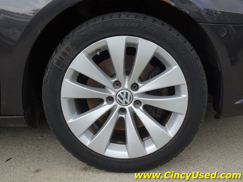 2010 Volkswagen CC Sport - Photo 29 - Cincinnati, OH 45255