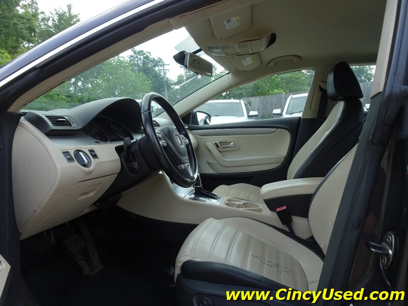2010 Volkswagen CC Sport - Photo 10 - Cincinnati, OH 45255