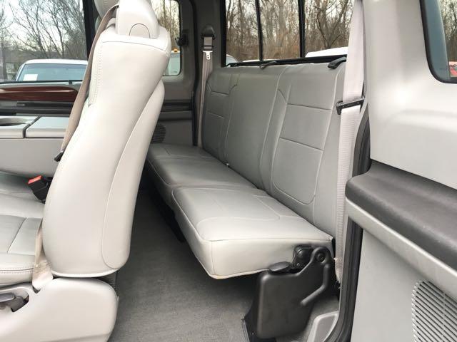 2006 Ford F-350 Super Duty Lariat   - Photo 15 - Cincinnati, OH 45255