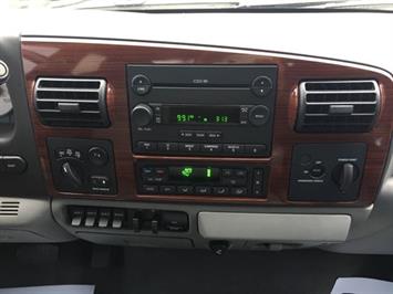 2006 Ford F-350 Super Duty Lariat   - Photo 16 - Cincinnati, OH 45255