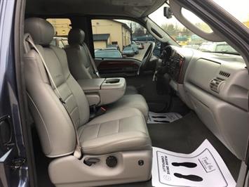 2006 Ford F-350 Super Duty Lariat   - Photo 8 - Cincinnati, OH 45255
