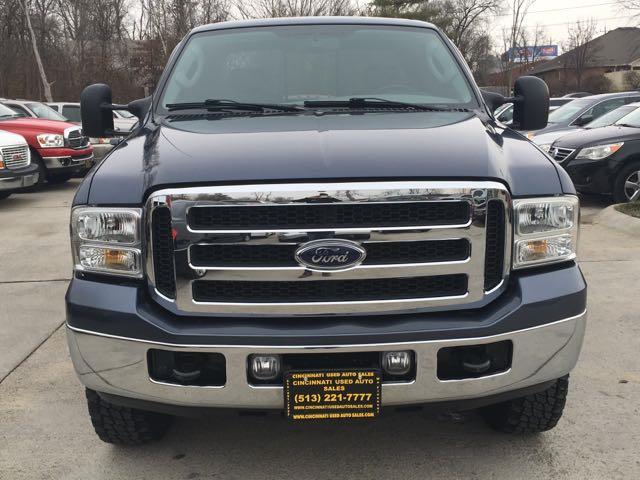 2006 Ford F-350 Super Duty Lariat   - Photo 2 - Cincinnati, OH 45255