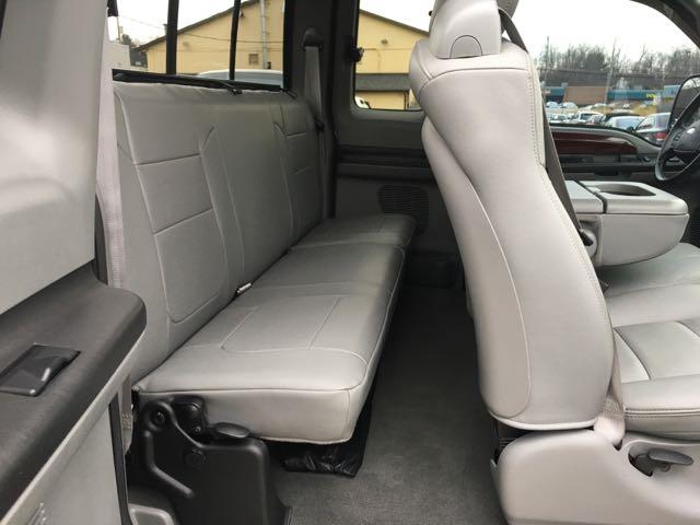 2006 Ford F-350 Super Duty Lariat   - Photo 9 - Cincinnati, OH 45255