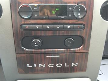 2006 Lincoln Mark LT   - Photo 18 - Cincinnati, OH 45255