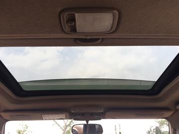 1996 Toyota 4Runner SR5   - Photo 19 - Cincinnati, OH 45255