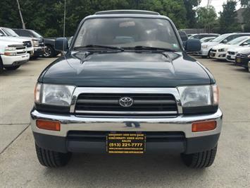 1996 Toyota 4Runner SR5   - Photo 2 - Cincinnati, OH 45255