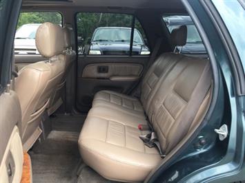 1996 Toyota 4Runner SR5   - Photo 15 - Cincinnati, OH 45255