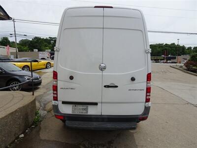 2015 Mercedes-Benz Sprinter Freightliner Sprinter 3500  3.0L V6 Bluetec Diesel Cargo RWD - Photo 61 - Cincinnati, OH 45255