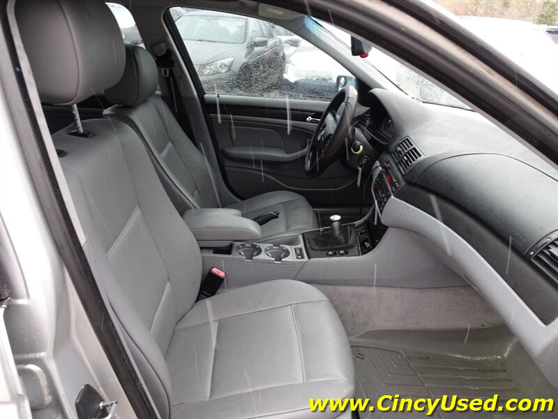 2003 BMW 325i - Photo 16 - Cincinnati, OH 45255