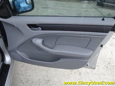 2003 BMW 325i - Photo 23 - Cincinnati, OH 45255