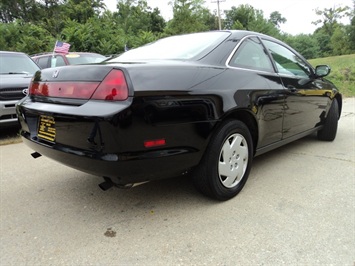 2000 Honda Accord LX   - Photo 13 - Cincinnati, OH 45255