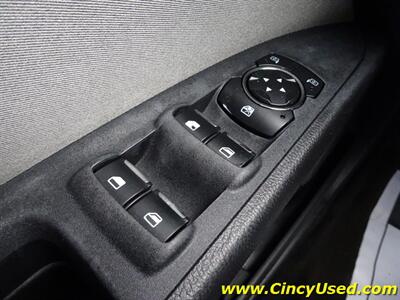 2014 Ford Fusion S - Photo 20 - Cincinnati, OH 45255