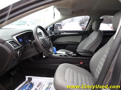 2014 Ford Fusion S - Photo 11 - Cincinnati, OH 45255