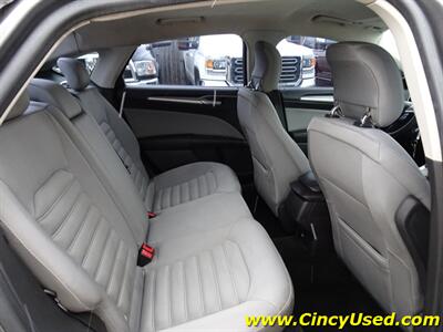 2014 Ford Fusion S - Photo 14 - Cincinnati, OH 45255