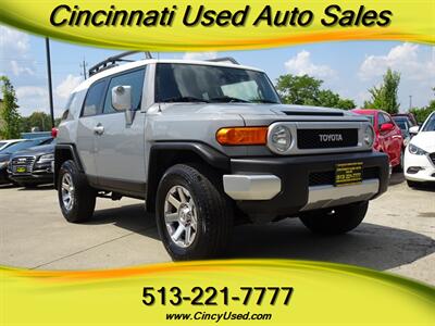 2014 Toyota FJ Cruiser   - Photo 1 - Cincinnati, OH 45255