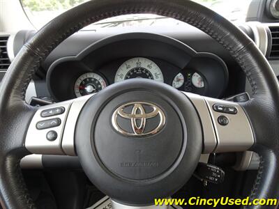 2014 Toyota FJ Cruiser   - Photo 20 - Cincinnati, OH 45255