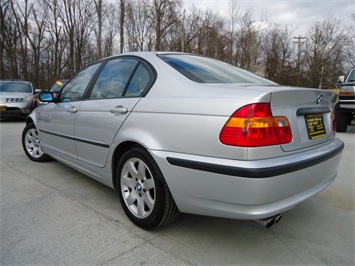 2003 BMW 325xi   - Photo 12 - Cincinnati, OH 45255