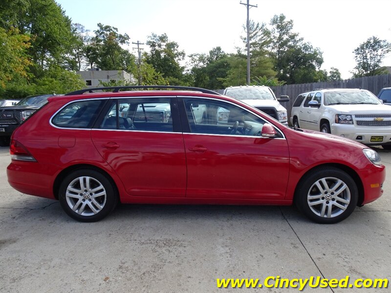 2010 Volkswagen Jetta SportWagen TDI - Photo 6 - Cincinnati, OH 45255