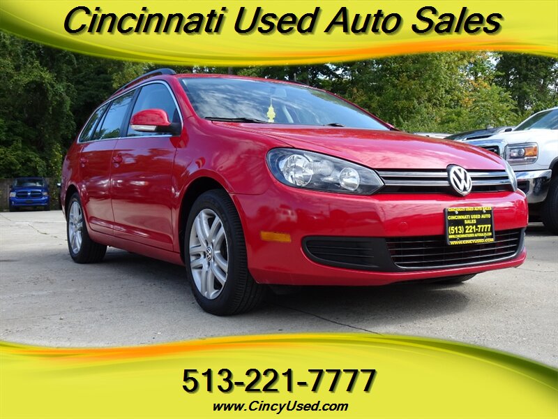 2010 Volkswagen Jetta SportWagen TDI - Photo 1 - Cincinnati, OH 45255