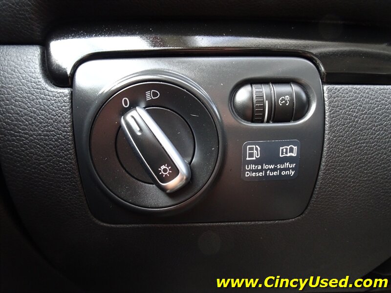 2010 Volkswagen Jetta SportWagen TDI - Photo 31 - Cincinnati, OH 45255
