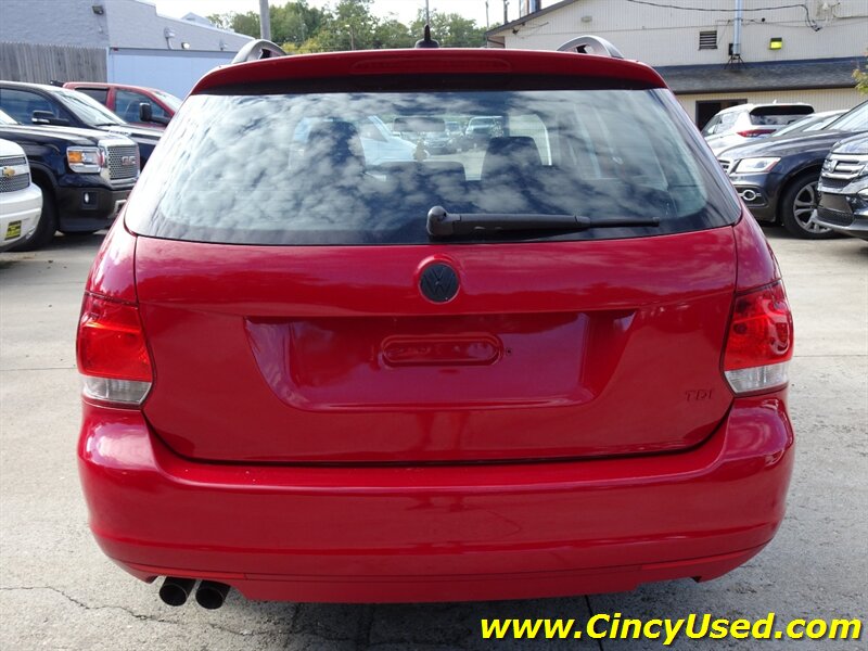2010 Volkswagen Jetta SportWagen TDI - Photo 8 - Cincinnati, OH 45255
