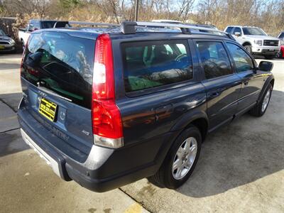 2006 Volvo XC70   - Photo 6 - Cincinnati, OH 45255