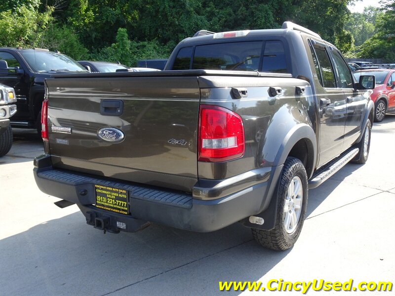 2008 Ford Explorer Sport Trac XLT - Photo 7 - Cincinnati, OH 45255