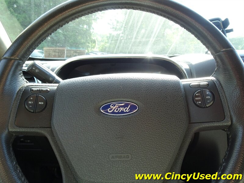2008 Ford Explorer Sport Trac XLT - Photo 18 - Cincinnati, OH 45255