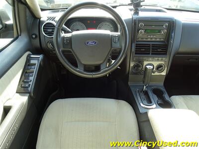 2008 Ford Explorer Sport Trac XLT   - Photo 10 - Cincinnati, OH 45255