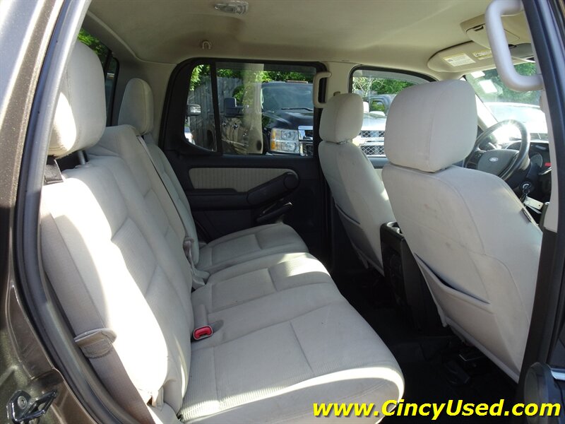 2008 Ford Explorer Sport Trac XLT - Photo 13 - Cincinnati, OH 45255