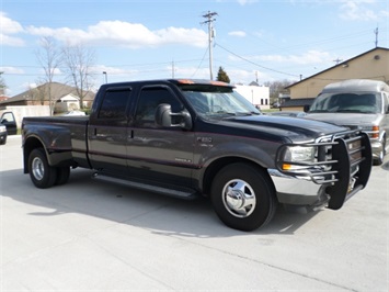 2002 Ford F-350 Super Duty Lariat   - Photo 1 - Cincinnati, OH 45255